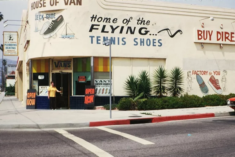 Vans co to za firma, jak wyglądały ich pierwsze buty oraz kim był Paul Van Dorren ?