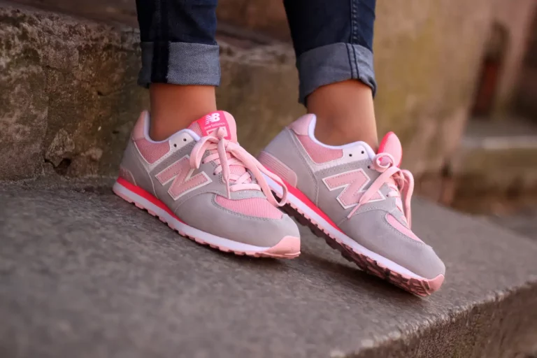 Damskie buty New Balance KL574SCG