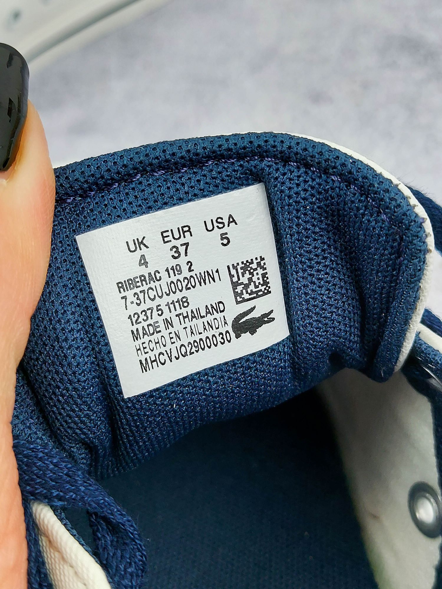 buty lacoste metka