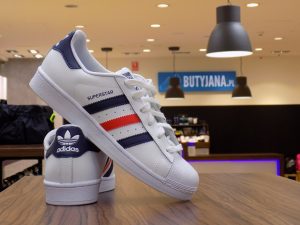 Nowa dostawa damskich adidas Superstar B23642 Cblack / Tfwwht - Blog  Butyjana.pl