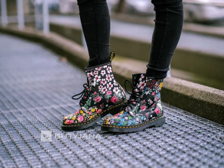Glany Dr. Martens 1460 Pascal DM26920101 – nowa kolekcja