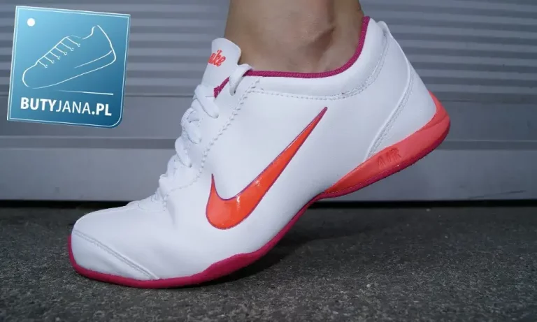 Nike Wmns Air Musio – idealne buty do fitnessu