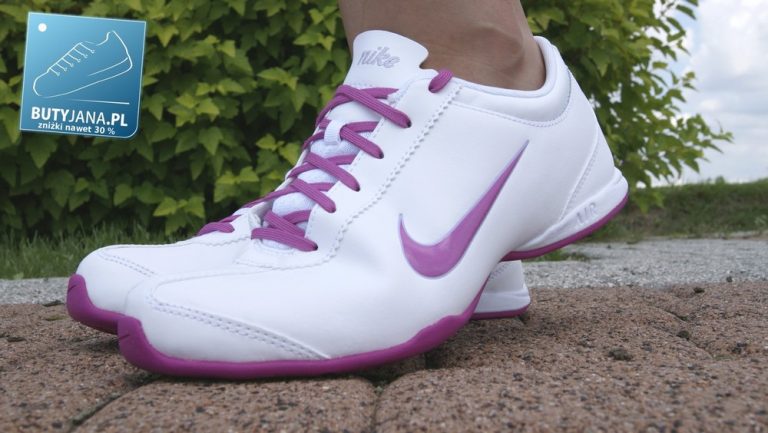 Damskie buty do fitnessu Nike Air Musio.