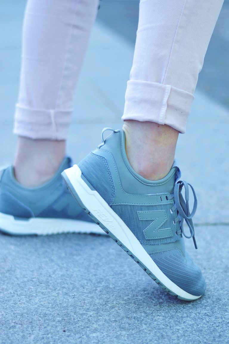Damskie buty New Balance WRL247SQ – już na pokładzie