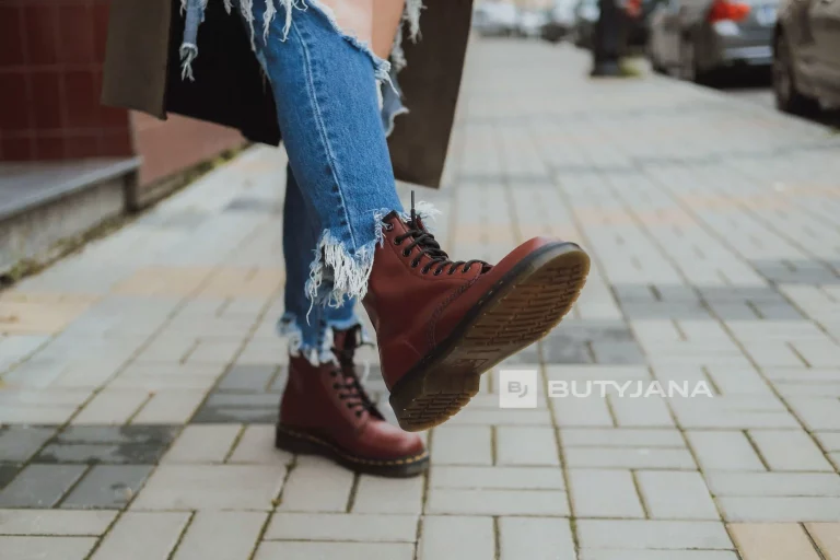 Martensy Dr. Martens 1460 DM11822600 – pokaż pazur!