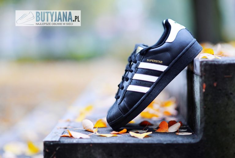 Nowa dostawa damskich adidas Superstar B23642 Cblack / Tfwwht