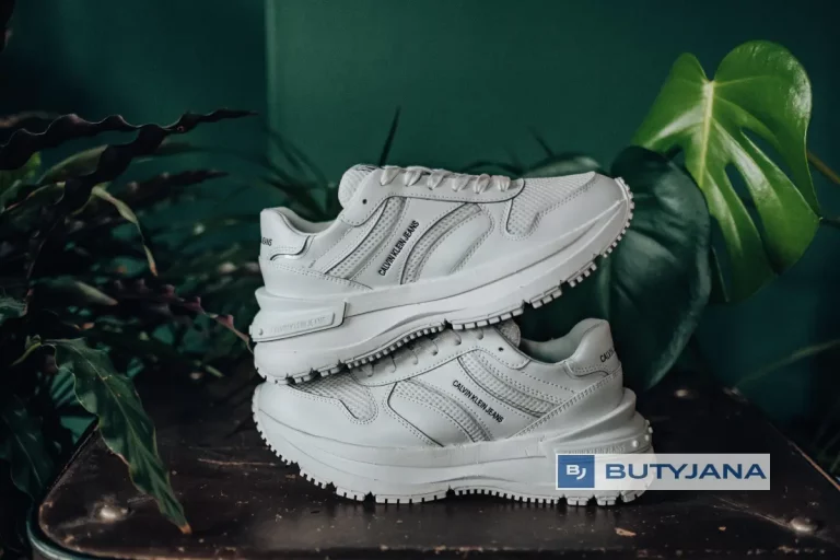 Jakie buty na wiosnę 2022? Przegląd najmodniejszych sneakersów