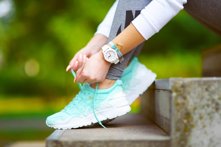 Co oznacza skrót ASICS?