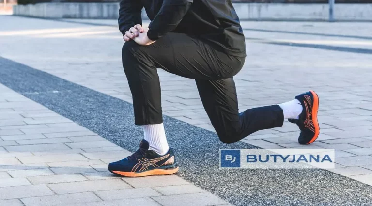Ból kolan po bieganiu. Dobierz odpowiednie buty do biegania.
