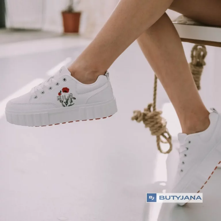 Buty damskie na lato Fila Sandblast P Wmn FFW0064-13041