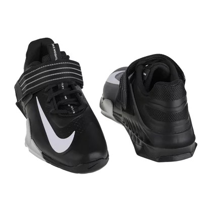 Nike Savaleos CV5708-010 - butyjana.com.ua