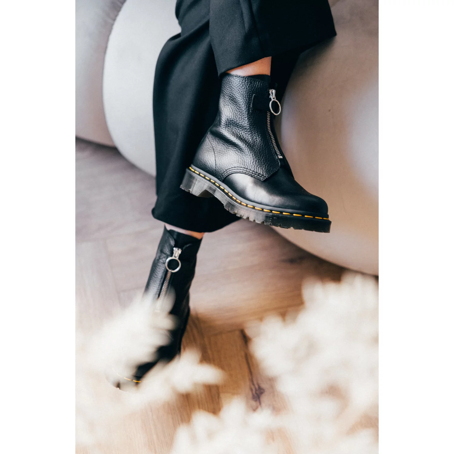 Dr. Martens 1460 Pascal Frnt Zip DM32054001 - Butyjana.co.uk shop